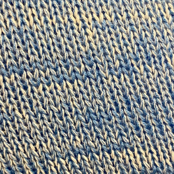 Lilly Pulitzer sweater - Picture 5 of 6